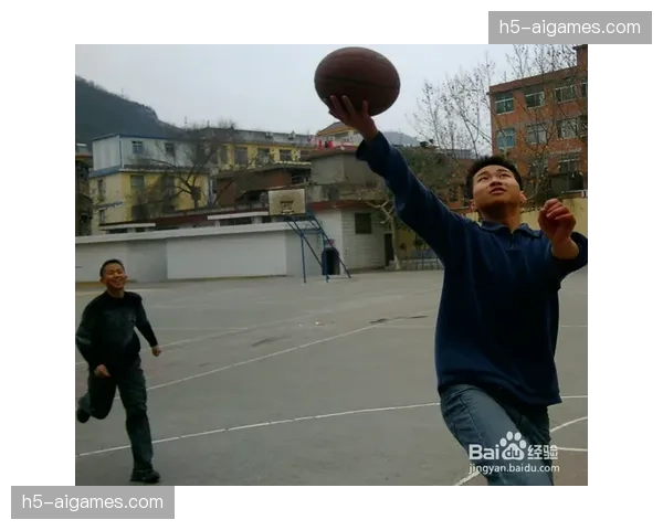 数据分析:比较东西部前四球队在侧翼接球投篮与接球突破的比例差异。 数据分析:比较东西部前四球队在侧翼接球投篮与接球突破的比例差异。